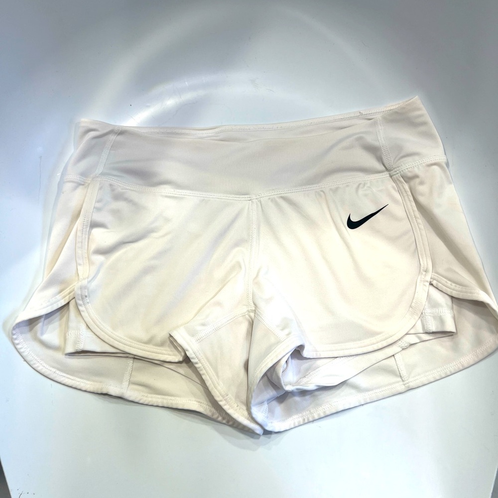 Nike White Tennis Shorts Small Women’s